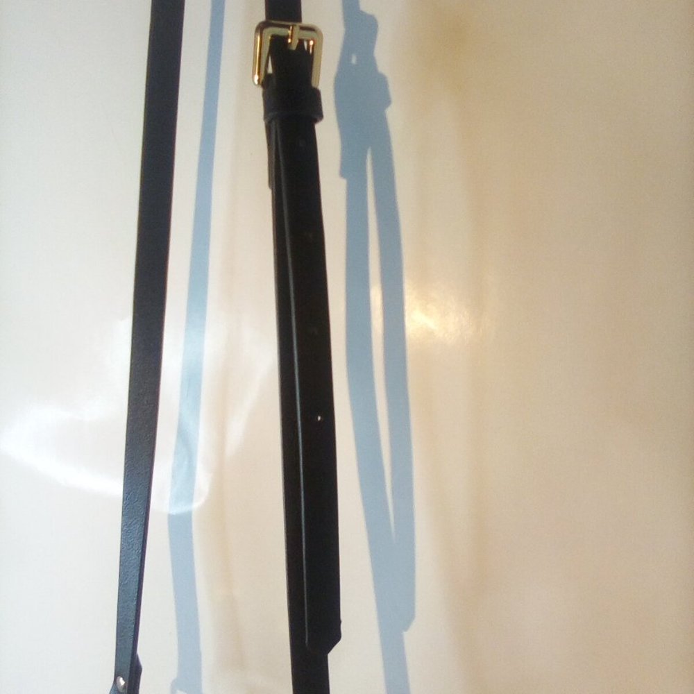 Zara  little black Crossbody purse goldtone hardware - Picture 7 of 7
